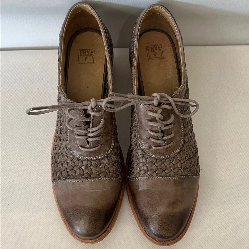 Frye Woven Leather Lace Up Heeled Oxford Shoes - Picture 10 of 10